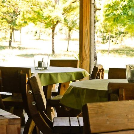Domaine La Faix, Gite La Forestiere Saint-Plaisir Extérieur photo